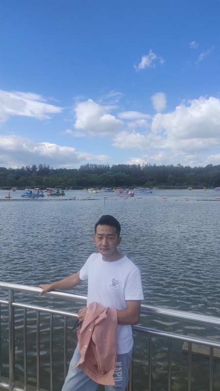 脱了壳的龟的第一张照片--青海中老年相亲网